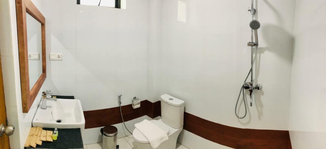 Regent Hotel Myeik Zewnętrze zdjęcie